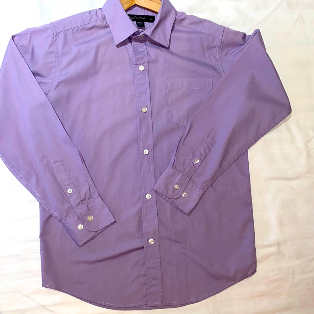 Joseph & Feiss Boys Buttoned Shirt in size 12. Never Used.